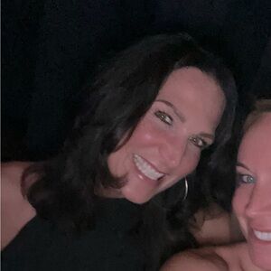 Meet your Posher, Suzanne